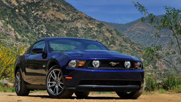 இந்த கார்கள் இல்லாமல் பேய் படம் இல்லை... இத நீங்க நிச்சயம் கவனிச்சிருக்க மாட்டீங்க!