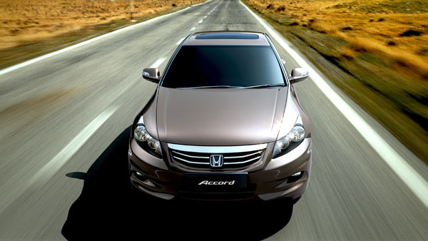 கம்மியான விலையில் கிடைச்சாகூட வாங்கிடாதீங்க... செகண்ட் ஹேண்டில் வாங்குவதை தவிர்க்க வேண்டிய கார் மாடல்கள்!