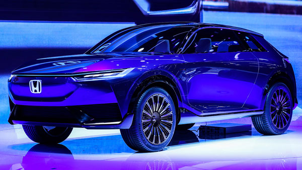 500கிமீ பயமே இல்லாம போகலாம்... அடுத்த வருஷம் விற்பனைக்கு வருகிறது Honda HR-V எலெக்ட்ரிக் கார்! எங்கு?