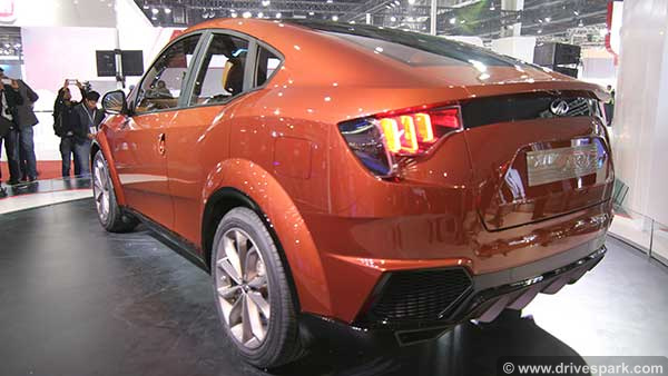 210 எச்பி திறன் கொண்ட டீசல் எஞ்ஜினை பெறும் Mahindra XUV900! ஆஹா இப்பவே எதிர்பார்ப்பு எகிறுதே! 210 எச்பி திறன் கொண்ட டீசல் எஞ்ஜினை பெறும் Mahindra XUV900! ஆஹா இப்பவே எதிர்பார்ப்பு எகிறுதே!