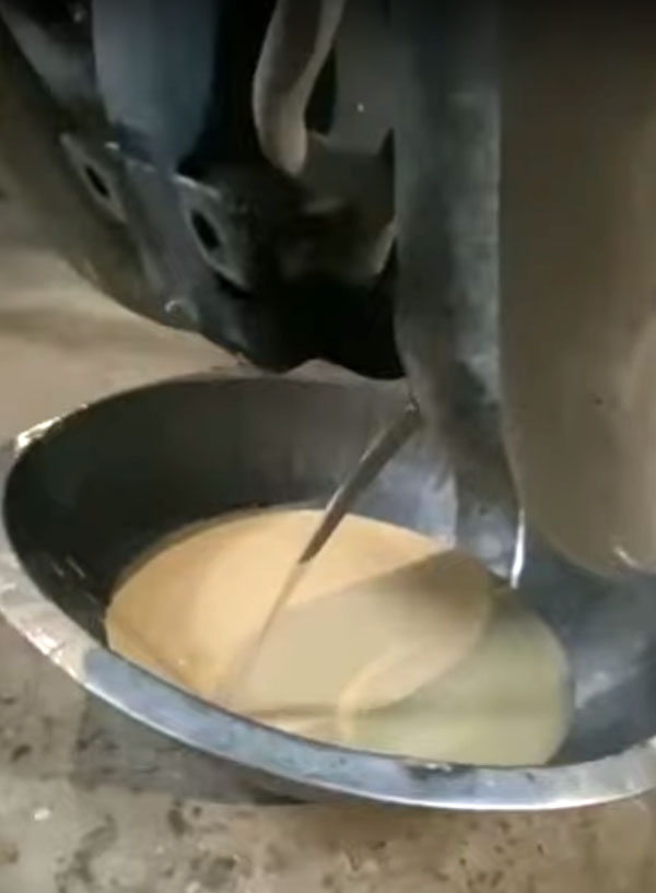 விளையாட்டாக செய்த செயல்... எஞ்ஜின் சீஸில் முடிந்த சோகம்... என்ன ஆச்சுனு தெரிஞ்சா இனி இப்படி செய்யவே மாட்டீங்க!