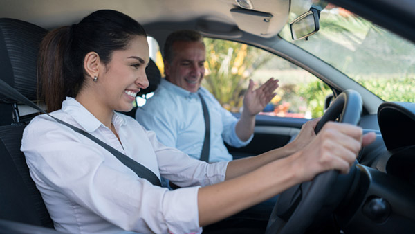 காரை டெஸ்ட் டிரைவ் செய்ய போறீங்களா? அதுக்கு முன்னாடி இந்த விஷயங்களை மனசுல வச்சுட்டு காரை தொடுங்க! காரை டெஸ்ட் டிரைவ் செய்ய போறீங்களா? அதுக்கு முன்னாடி இந்த விஷயங்களை மனசுல வச்சுட்டு காரை தொடுங்க!