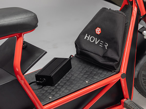 இவ்ளோ குண்டான டயரில் எலெக்ட்ரிக் வாகனமா!! அசத்தலா இருக்கே... பதின் பருவ வாலிபர்களுக்கான பிரத்யேக இ-வாகனம்!