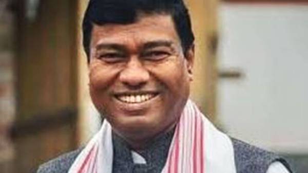 “95 சதவீத இந்தியர்களுக்கு பெட்ரோலே தேவைப்படுவது இல்லை”- உ.பி மாநில அமைச்சர் சர்ச்சை கருத்து!! 