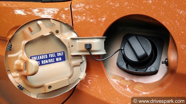 இவ்ளோ நாளா இது தெரியாம போச்சே! கார் பாகங்கள் பற்றிய இந்த முக்கியமான விஷயத்தை உங்ககிட்ட யாரும் சொல்ல மாட்டாங்க!