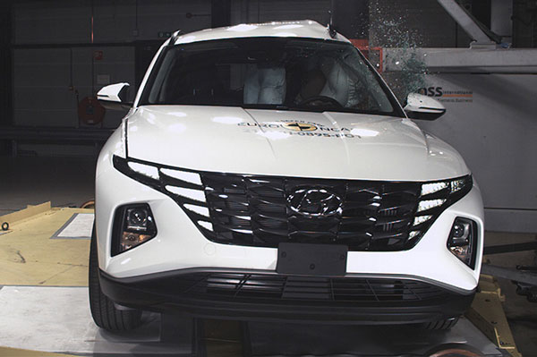 மோதல் ஆய்வில் ஐந்துக்கு 5 ஸ்டார்களை பெற்ற Hyundai Tucson! இந்த கார்தாங்க இந்தியாவிற்கு வரபோகுது?