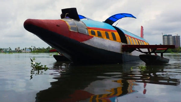 மாருதி காரின் எஞ்ஜின், விமானத்தின் தோற்றம்... தந்தை-மகன் கை வண்ணத்தில் உருவாகிய அசத்தலான படகு! மிரள வைக்கும் படைப்பு!