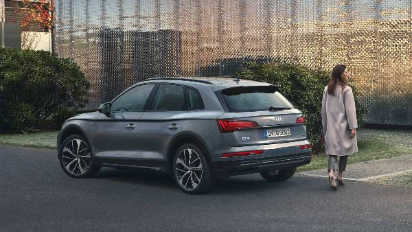 என்னங்க இப்படி பண்ணீட்டாங்க! நேத்து அறிமுகமான Audi Q5 இப்போ விற்பனைக்கு இல்ல! இதுக்கு நம்ம ஆளுங்கதான் காரணம்!