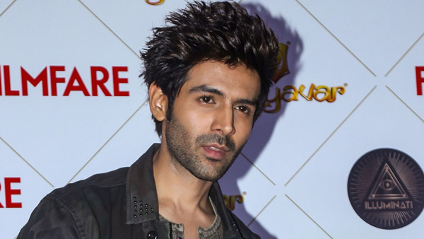 செம சூப்பர்... புத்தம் புதிய ராயல் என்பீல்டு கிளாசிக் 350 பைக்கை வாங்கிய பிரபல இளம் நடிகர்... யார்னு தெரியுமா?