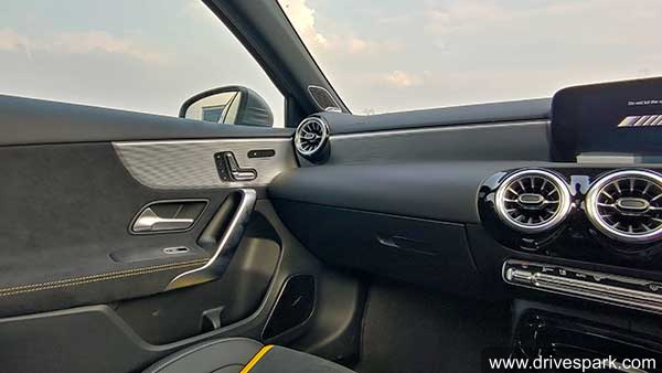 ஸ்டைல், செயல்திறன் தூள்! 6 டிரைவிங் மோடுகள் உடன் அசத்தும் மெர்சிடிஸ் ஏஎம்ஜி ஏ45 எஸ்! ஃபர்ஸ்ட் டிரைவ் ரிவியூ!