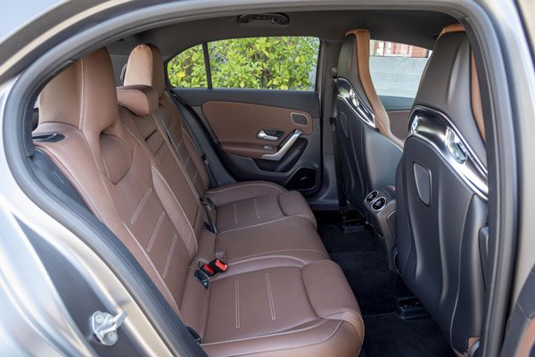 ஆவலுடன் எதிர்பார்க்கப்பட்ட, 2021 மெர்சிடிஸ்-ஏஎம்ஜி ஏ45 எஸ் கார் வெளியீடு!! இன்னும் 2 நாட்களில் விற்பனை ஆரம்பம்!