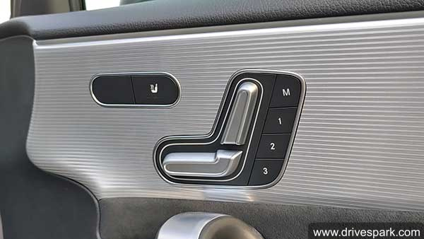 நினைத்து பார்க்க முடியாத வேகத்தில் செல்லும்... இந்தியாவின் மிக அதிக-வேக ஹேட்ச்பேக்காக அறிமுகமானது Benz AMG A 45 S!