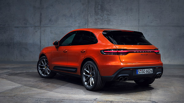 இவ்ளோ அதிக விலையா! Porsche Macan ஆடம்பர கார் இந்தியாவில் அறிமுகம்... விலைய மட்டும் கேட்காதீங்க!