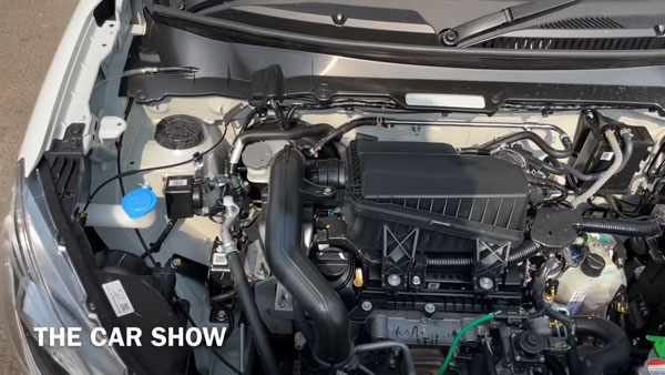 எலக்ட்ரிக் கார்களில் உடனடியாக அதிக வேகம் கிடைக்க இதுதான் காரணமா!! எரிபொருள் என்ஜின் கார்களை விட பெஸ்ட் தானா?