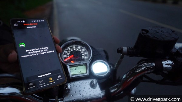 நவம்பர் மாதம் அதிகம் விற்பனையான 350 சிசி பைக்குகள்... முதலிடத்தில் இருக்கும் மாடல் எதுன்னு தெரியுமா?