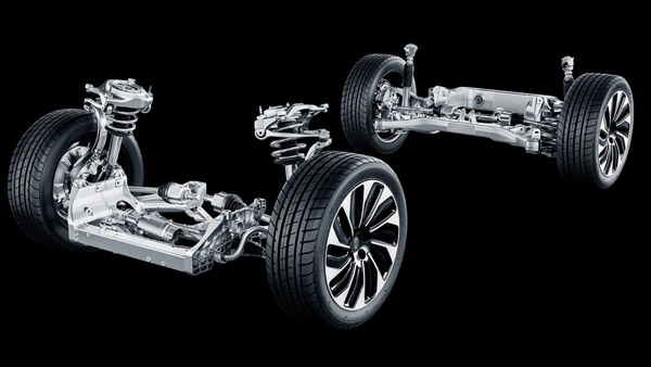 போர்ஷே மசான் காருக்கு டூப்ளிகேட் அடித்த சீனர்கள்... இந்த காரைகூட அவங்க விட்டு வைக்கல!