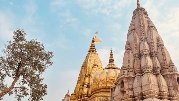  காசி விஸ்வநாதர் ஆலய திறப்பு விழாவிற்கு பிரதமர் மோடி பயன்படுத்திய கார் எது தெரியுமா?