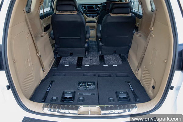 வாடிக்கையாளர்களிடம் அமோக வரவேற்பு... யூஸ்டு கார் சந்தையில் நுழைய போகும் முன்னணி நிறுவனம்... எதுன்னு தெரியுமா?