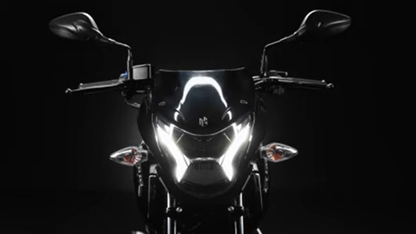 ப்ளூடூத் முதல் எல்இடி மின் விளக்கு வரை... 1 லட்ச ரூபா விலையில் அதிக அம்சங்களுடன் கிடைக்கும் இந்திய பைக்குகள்!