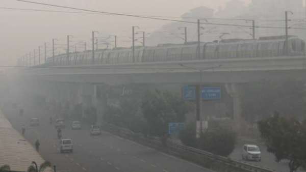 பனி காலத்தில் சவுகரியமான பயணத்திற்கு காரில் இருக்க வேண்டிய 5 முக்கிய அம்சங்கள்!! உங்கள் காரில் எத்தனை உள்ளன?