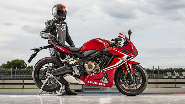 2022 ஹோண்டா சிபிஆர்650ஆர் பைக்கிற்கான முன்பதிவுகள் துவங்கியது!! பைக்கின் விலை ரூ.9.35 லட்சம்!