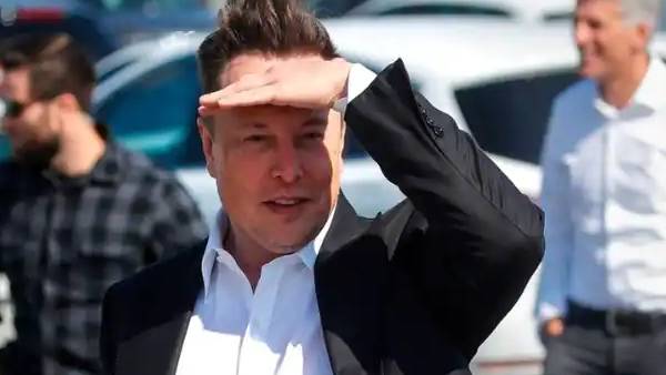 “எங்கள் மாநிலத்தில் தொழிற்சாலையை நிறுவுங்கள்” - டெஸ்லாவை தங்கள் பக்கம் இழுக்க பார்க்கும் தெலுங்கானா அமைச்சர்!!