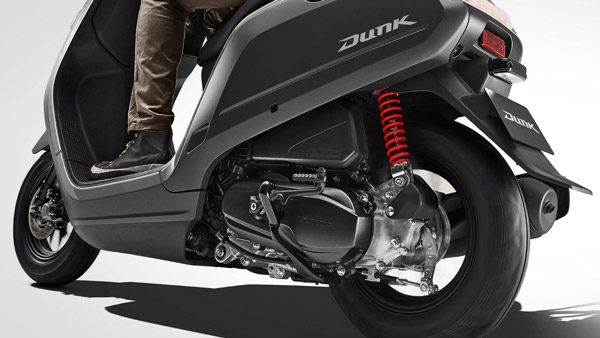 என்னங்க சொல்றீங்க... 50சிசி-யில் ஹோண்டா ஸ்கூட்டரா!! இங்க இல்ல, ஜப்பானில் அறிமுகம்!