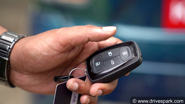 உங்க கார் சாவி மட்டும் எப்பவும் தனியாதான் இருக்கணும்... வேற எந்த சாவியும் கூட இருக்க கூடாது... ஏன் தெரியுமா?