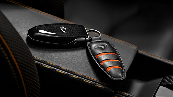 தம்மாதுண்டு பிளாஸ்டிக் ஆட்டி படைக்குது... கார் கீ-க்கு இருக்கும் சீக்ரெட் பவர்கள்... இவ்ளோ நாளா தெரியாம போச்சே!