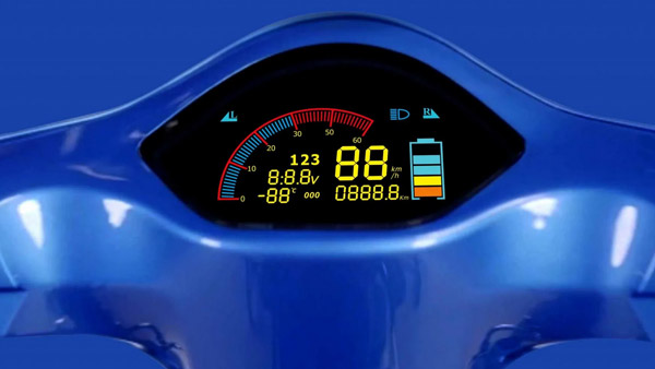 வெஸ்பா உருவம் கொண்ட கோமகி வெனிஸ் எலெக்ட்ரிக் ஸ்கூட்டர் அறிமுகம்... விண்ட் ஸ்கிரீன், தனி-தனியான சீட் அமைப்புடன் வேற லெவல்ல இருக்கு!