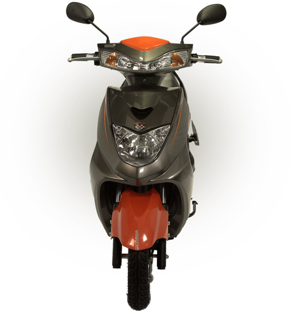 போன வருஷம் அதிகமா விற்பனையான எலெக்ட்ரிக் டூ-வீலர் எது தெரியுமா? எந்த வருஷத்திலும் இல்லாத அளவு விற்பனையாயிருக்கு!