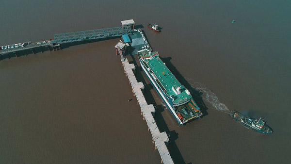 டிராஃபிக் ஜாம் இல்லாம சீக்கிரமா போலாம்... புதிய வாட்டர் டாக்ஸி விரைவில் அறிமுகம்... டிக்கெட் எவ்ளோனு தெரியுமா?