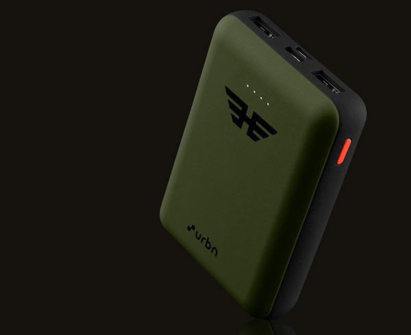 விமானத்தில் பவர் பேங்க்கை கொண்டு செல்ல முடியுமா? அடிக்கடி போறவங்களுக்கு கூட இந்த வினோதமான ரூல்ஸ் தெரியாது!