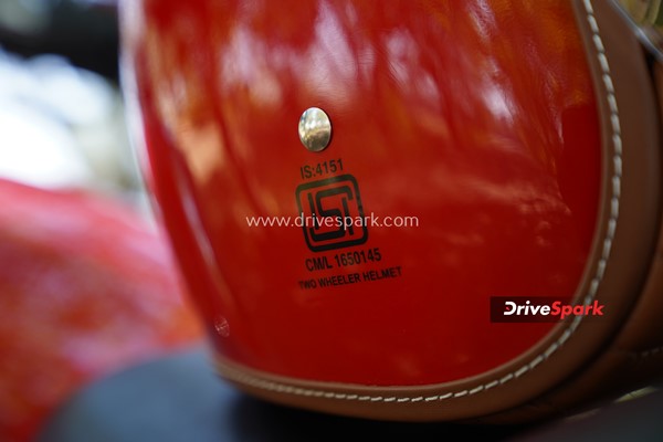 ஹெல்மெட் சூப்பரா இருக்கு... இசிஇ, டிஓடி, ஐஎஸ்ஐ சான்று பெற்ற ராயல் என்பீல்டு லிமிடெட் எடிசன் ஹெல்மெட்! ரிவியூ தகவல்!