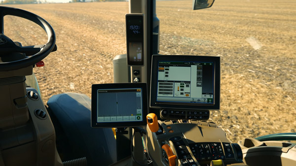 டிரைவரே இல்லாமல் தானாக இயங்கும் டிராக்டர் வெளியீடு... களைகளை தானாக தேடி சென்று அகற்றும்... விவசாயிகள் இனி கஷ்டப்படாமல் உழவு பணிகளை செய்யலாம்!