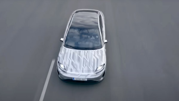 முதல் சோனி எலக்ட்ரிக் காரின் சோதனை ஓட்டம் துவங்கியது!! அதிகப்பட்சமாக 240kmph வேகத்தில் செல்லக்கூடியதாம்..!