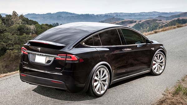 இந்த நாட்டுக்கு கூட டெஸ்லா வந்திருச்சு... இந்தியாவுக்கு இன்னும் வராமல் இருப்பதற்கு உண்மையான காரணம் தெரியுமா? இந்த நாட்டுக்கு கூட டெஸ்லா வந்திருச்சு... இந்தியாவுக்கு இன்னும் வராமல் இருப்பதற்கு உண்மையான காரணம் தெரியுமா?