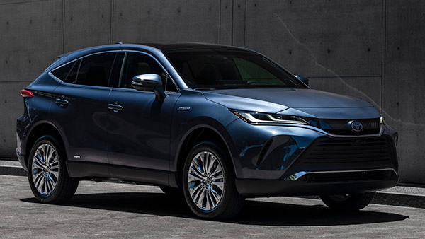 டொயோட்டா கார்களில் உள்ள SE, XLE போன்ற எழுத்துக்கள் எதை குறிக்கிறது? இந்த விஷயத்தை யாரும் சொல்ல மாட்டாங்க! டொயோட்டா கார்களில் உள்ள SE, XLE போன்ற எழுத்துக்கள் எதை குறிக்கிறது? இந்த விஷயத்தை யாரும் சொல்ல மாட்டாங்க!