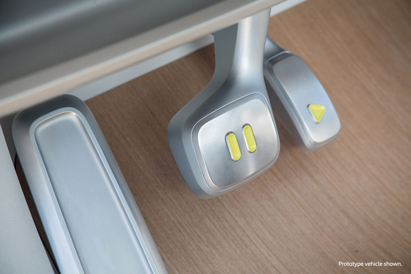 டிரைவரே வேணாங்க... வேற லெவலில் ரெடியாகி இருக்கும் ஃபோக்ஸ்வேகனின் ஐடி.பஸ்! இதுல லாங் டிரைவ் போன செம்மையா இருக்கும்!