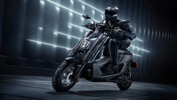 யமஹாவின் 2வது எலக்ட்ரிக் ஸ்கூட்டர் - இ.எம்.எஃப்!! தைவானில் அறிமுகம், விலையை மட்டும் கேட்காதீங்க!