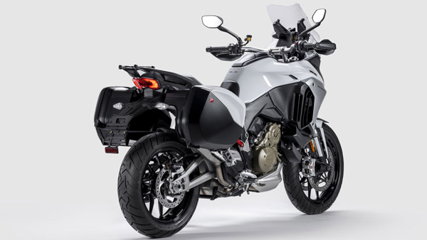 2022 டுகாட்டி மல்டிஸ்ட்ராடா வி4 பைக் இந்தியாவில் அறிமுகம்!! புதியதாக ஏகப்பட்ட அப்டேட்கள்!