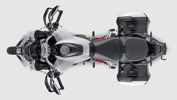 2022 டுகாட்டி மல்டிஸ்ட்ராடா வி4 பைக் இந்தியாவில் அறிமுகம்!! புதியதாக ஏகப்பட்ட அப்டேட்கள்!