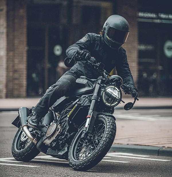 2022 ஹஸ்க்வர்னா ஸ்வார்ட்பிளேன்& விட்பிளேன் 401 & 125 பைக்குகள் வெளியீடு- இந்தியாவில் அறிமுகமாக வாய்ப்பிருக்கா? 2022 ஹஸ்க்வர்னா ஸ்வார்ட்பிளேன்& விட்பிளேன் 401 & 125 பைக்குகள் வெளியீடு- இந்தியாவில் அறிமுகமாக வாய்ப்பிருக்கா?