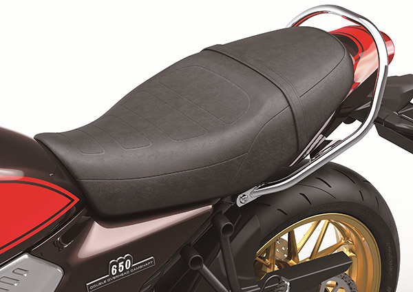 நிறம் மட்டும்தான் வேற... ரூ. 5 ஆயிரம் கூடுதல் விலையில் Z650 RS 50th Anniversary Edition பைக் விற்பனைக்கு அறிமுகம்!