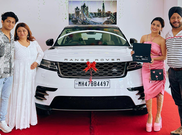 ரூ. 86.75 லட்சம் விலையுள்ள சொகுசு காரை வாங்கிய பிரபல நடிகை... அவங்களோட ரசிகர்களே இத எதிர்பார்த்திருக்க மாட்டாங்க!