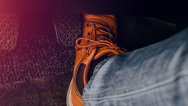 காரில் அதிக எடையை ஏற்றினால் இவ்ளோ பிரச்னைகள் ஏற்படுமா? இதெல்லாம் முன்னாடியே தெரியாம போச்சே!