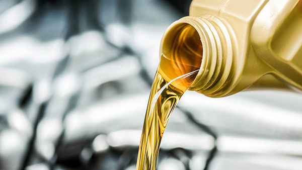 இதை மட்டும் செஞ்சு பாருங்க... உங்க காரின் மைலேஜ் மற்றும் செயல்திறன் தூள் கிளப்பும்! இவ்ளோ நாளா தெரியாம போச்சே!