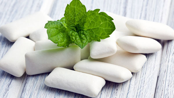 விமானத்தில் போகும்போது ஆப்பிள் சாப்பிட கூடாது... ஏன் தெரியுமா? இவ்ளோ நாளா நல்லதுனு நெனச்சுட்டு இருந்தோமே!