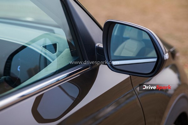 நாளை அறிமுகமாகிறது இன்னோவா க்ரிஸ்டா போட்டியாளன் கேரன்ஸ்... இந்த சூப்பரான காரை என்ன விலையில் எதிர்பார்க்கலாம்?