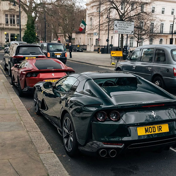 ஐபிஎல் நிறுவனர் லலித் மோடி இத்தனை லக்சரி கார்களுக்கு சொந்தகாரரா!! எதுவுமே இந்தியாவில் இல்லை!